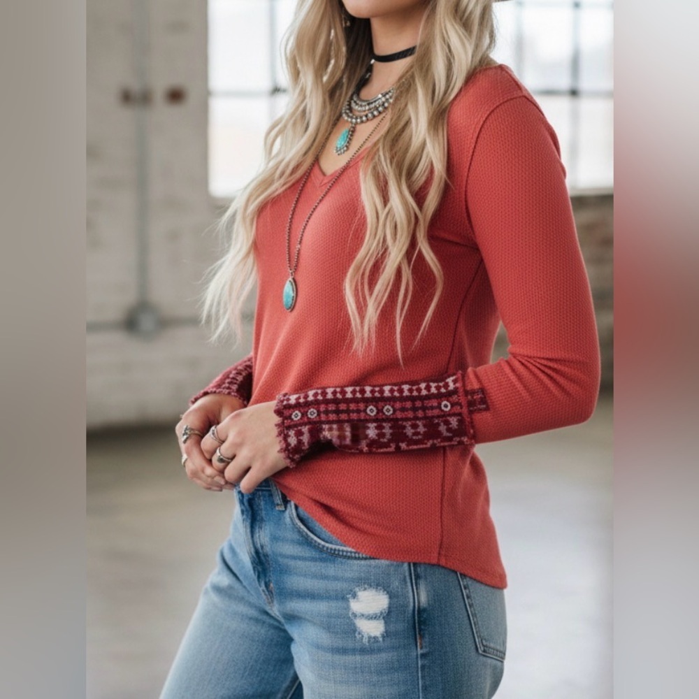 We The Free by Free People Art Class Aztec Tribal Boho Cuff Waffle Knit Thermal - Picture 3 of 9